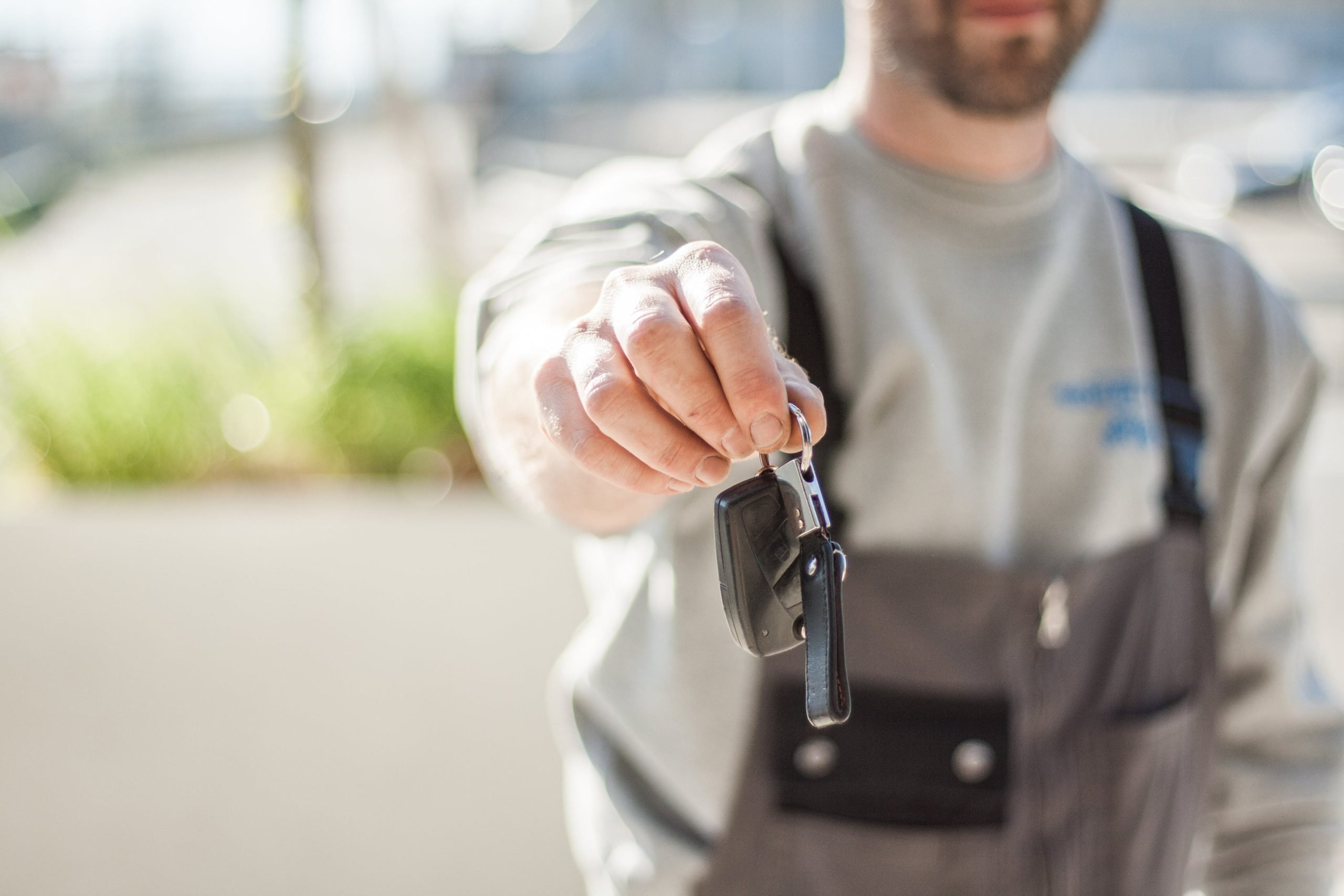 How does rental car insurance work